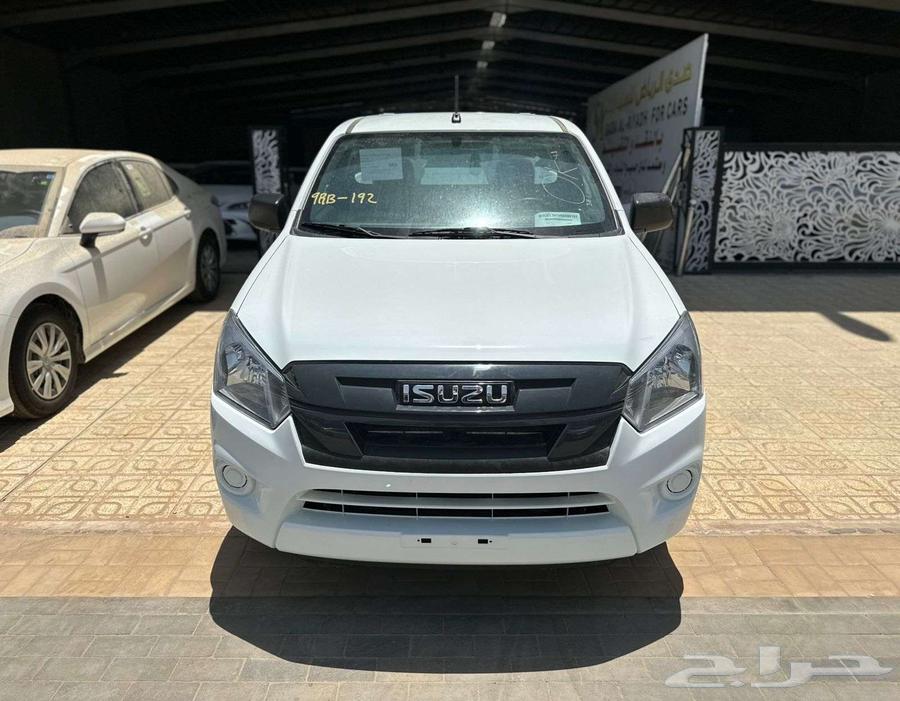Isuzu GMR 2025 available in cash and installments63186793495041111