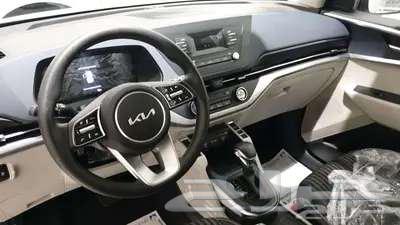 Kia Carens 1.5 GL63183272837378114