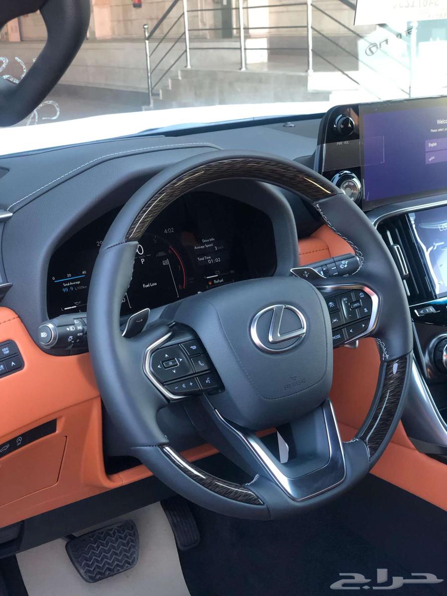 جيب لكزس LX 600 vip بلاك اديشن 2025 سعودي63183272523905114