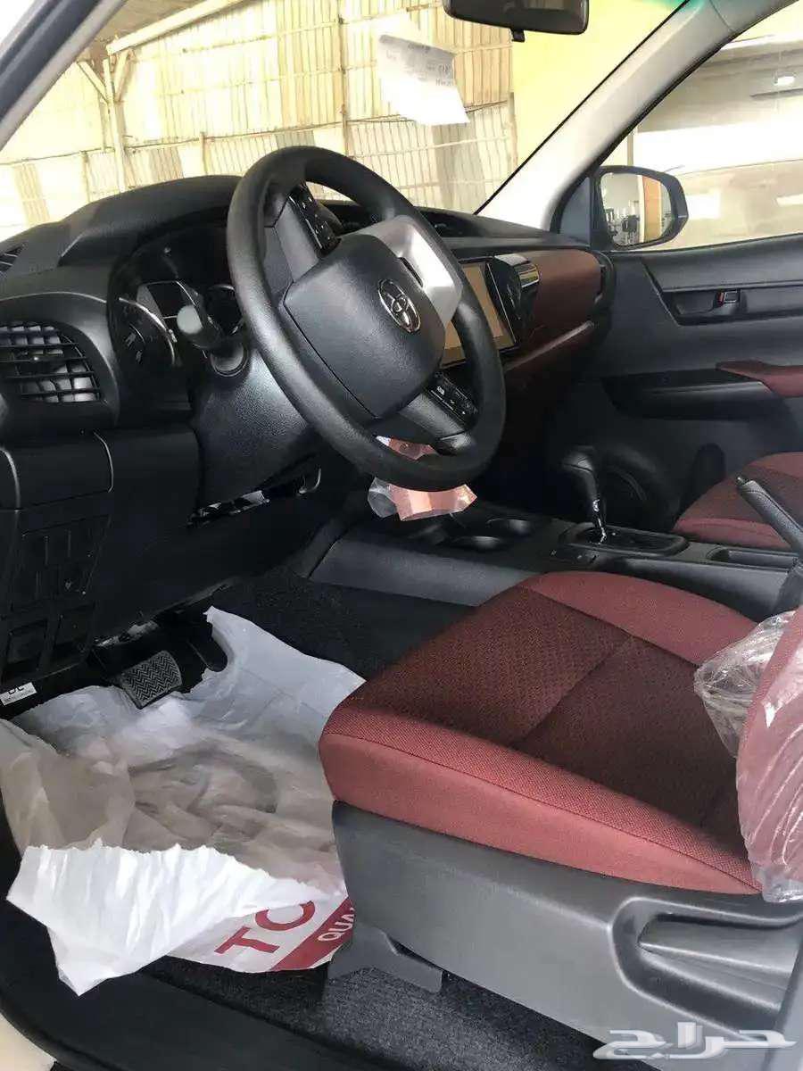 هايلكس غمارتين بنزين توماتيك خليجي 2025 بقسط 1550 لدى الحسن63183297066881112
