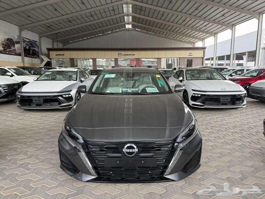 نيسان التيما SV نص فل موديل 202563185817271042111