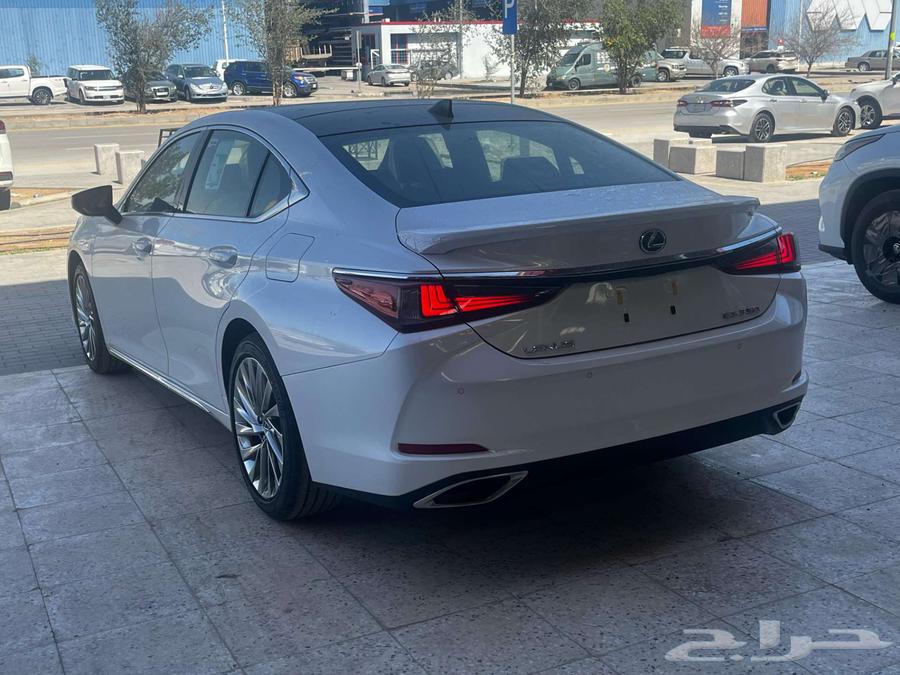 لكزس ES350 CC موديل 2025 وارد سعودي لدي الصفح63182308815105113