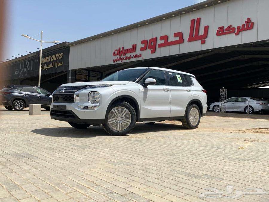 ميتسوبيشي اوتلاندر 5راكب سعودي 96500 شامل الضريبه واللوحات63182813191553112