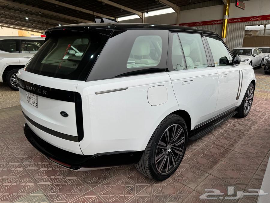 Range Rover HSE 8 Cylinder63180858190721114
