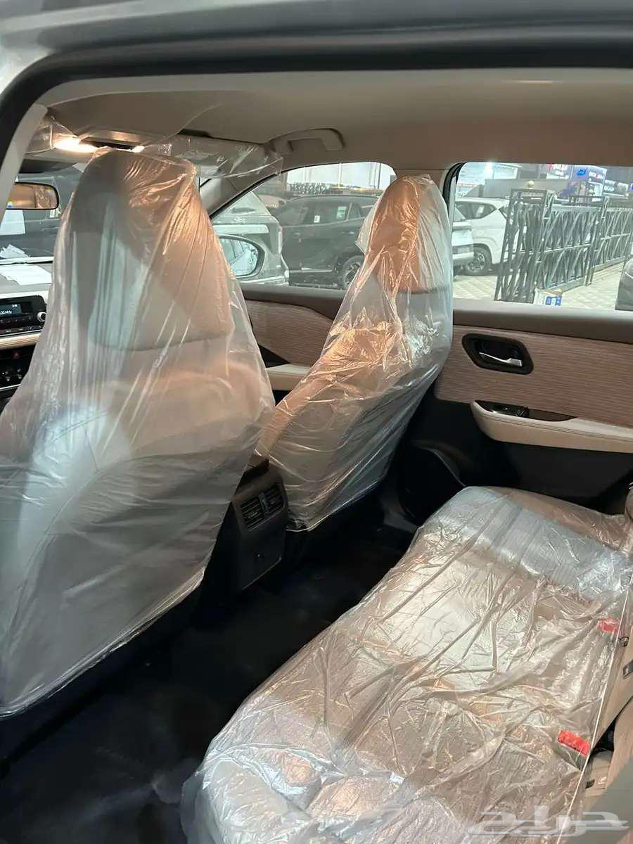 نيسان اكس تريل 5 مقاعد دفع امامي ستاندر 202563183301967234114