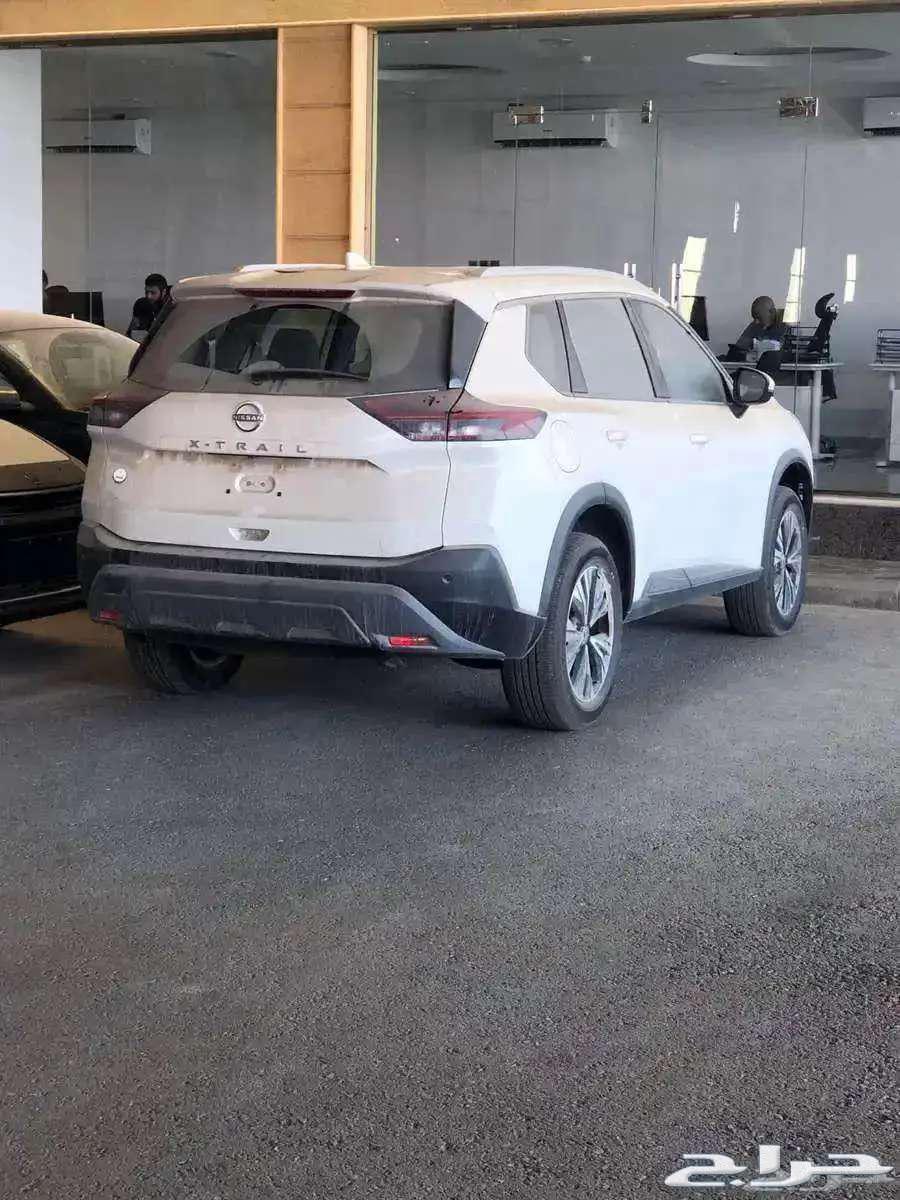 نيسان اكس تريل SV نص فل دبل 7 راكب 2023 بقسط 1600 لدى الحسن63178925522817114