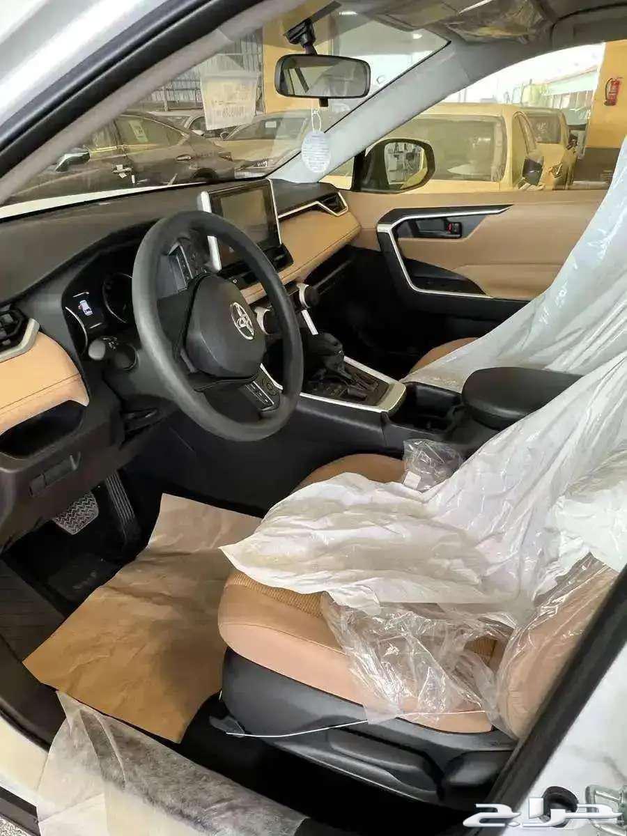 Toyota RAV4 Standard Dbl Saudi 2025 for 1540 installment with Al-Hassan63179428323969114