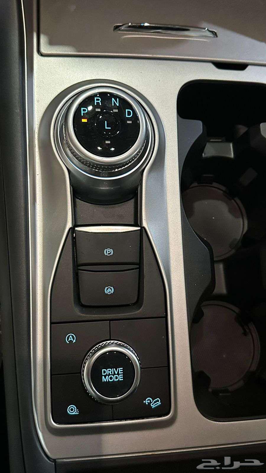 فورد اكسبلورر XLT 2023 دفع رباعي لون فضي63180418094467114