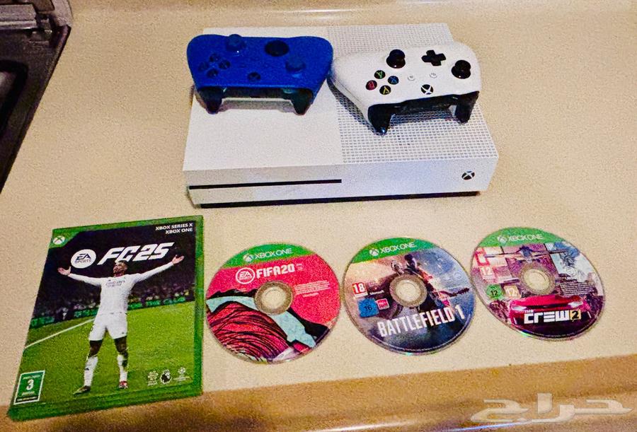 Xbox One S - 4 Free Gift Games Included63122301364481110