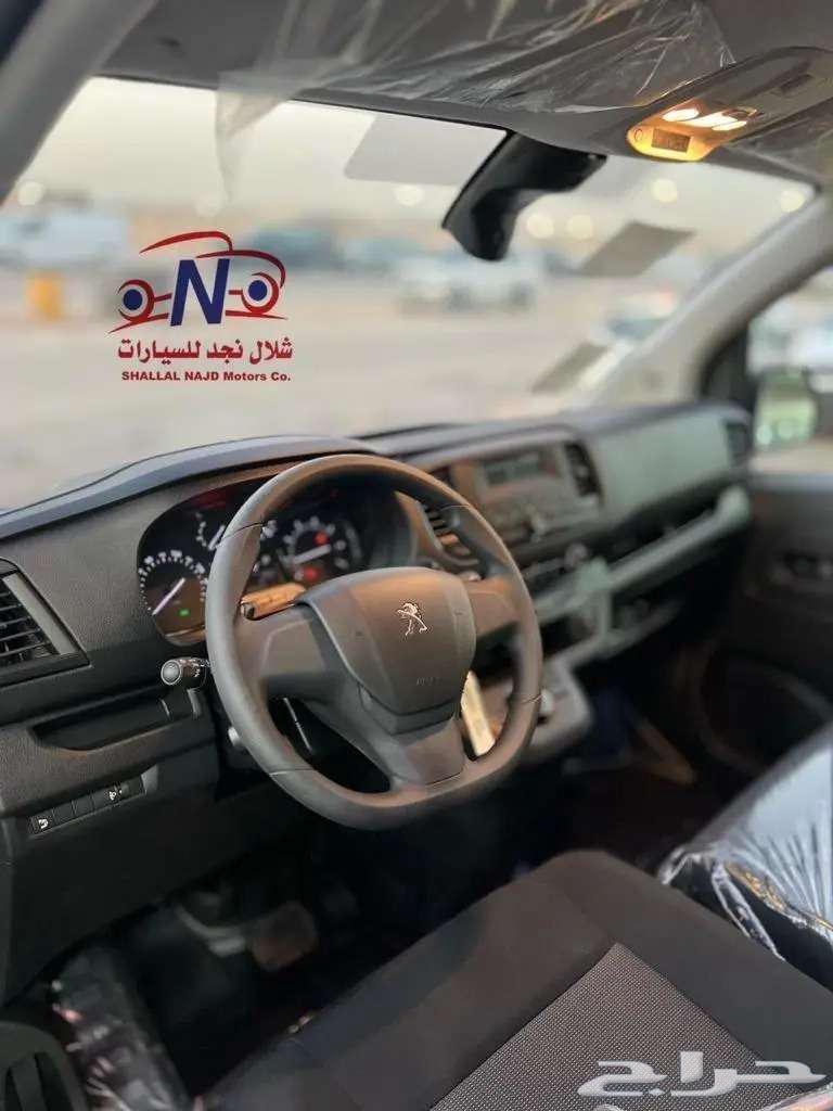 2024 diesel automatic export goods bus - 1400 riyals per month63178483258498114