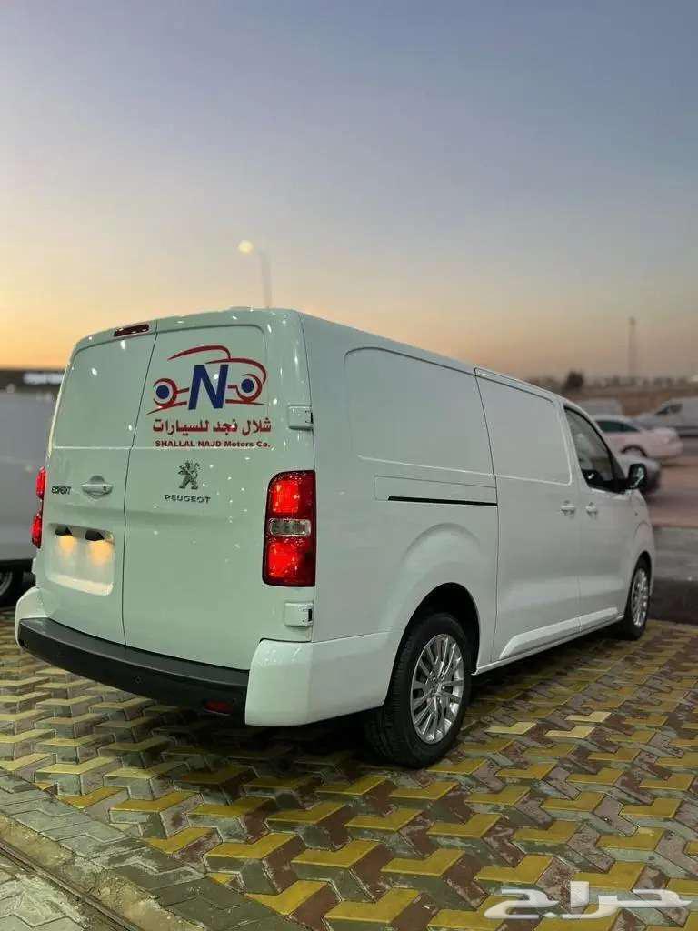 2024 diesel automatic export goods bus - 1400 riyals per month63178483258498111