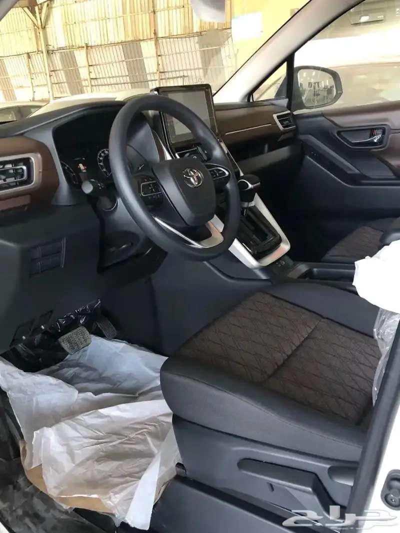 Toyota Innova Gasoline GL Model 2024 available at Al-Hassan63176656555521114