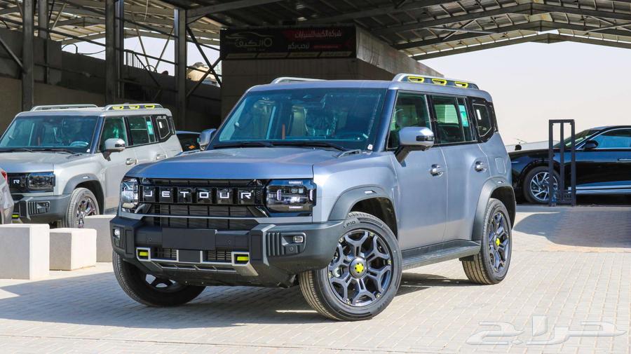 Geely to launch new luxury 2025 model with installments63176675403267111