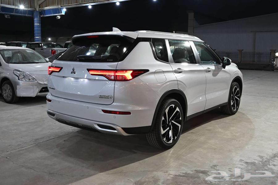 Mitsubishi Outlander Half Full 2025 Saudi63176217326851114