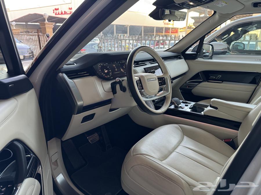 Range Rover HSE 8 Cylinder63180858190721111
