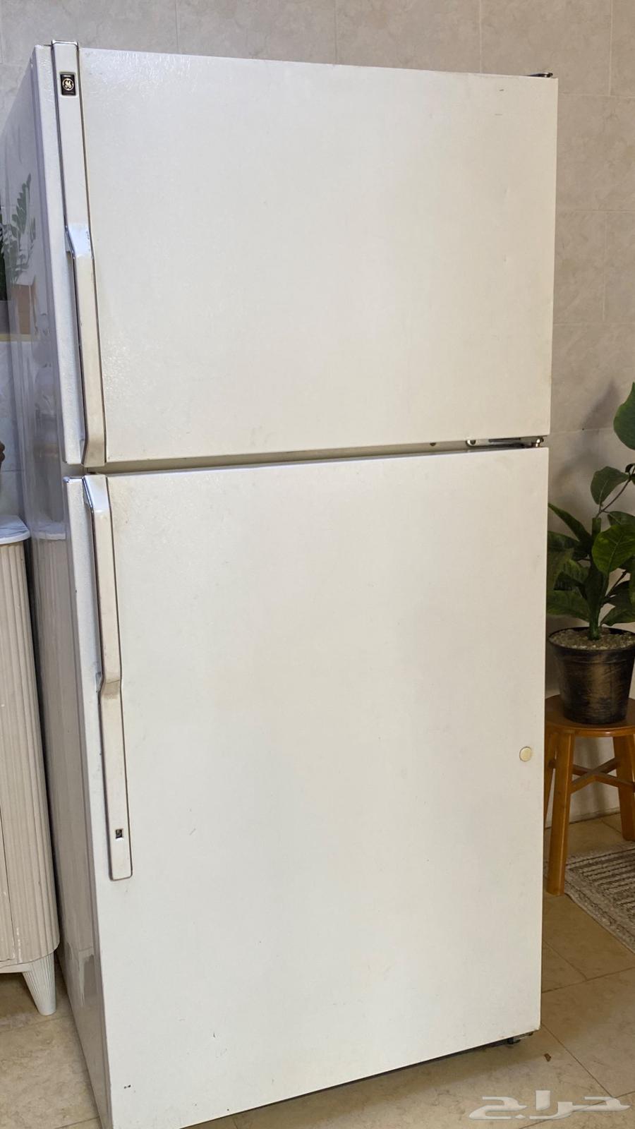 Refrigerator and freezer63120450948226111