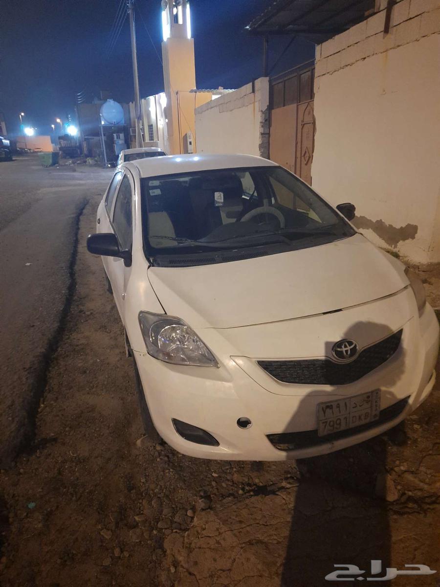 Yaris 201263172690766082111
