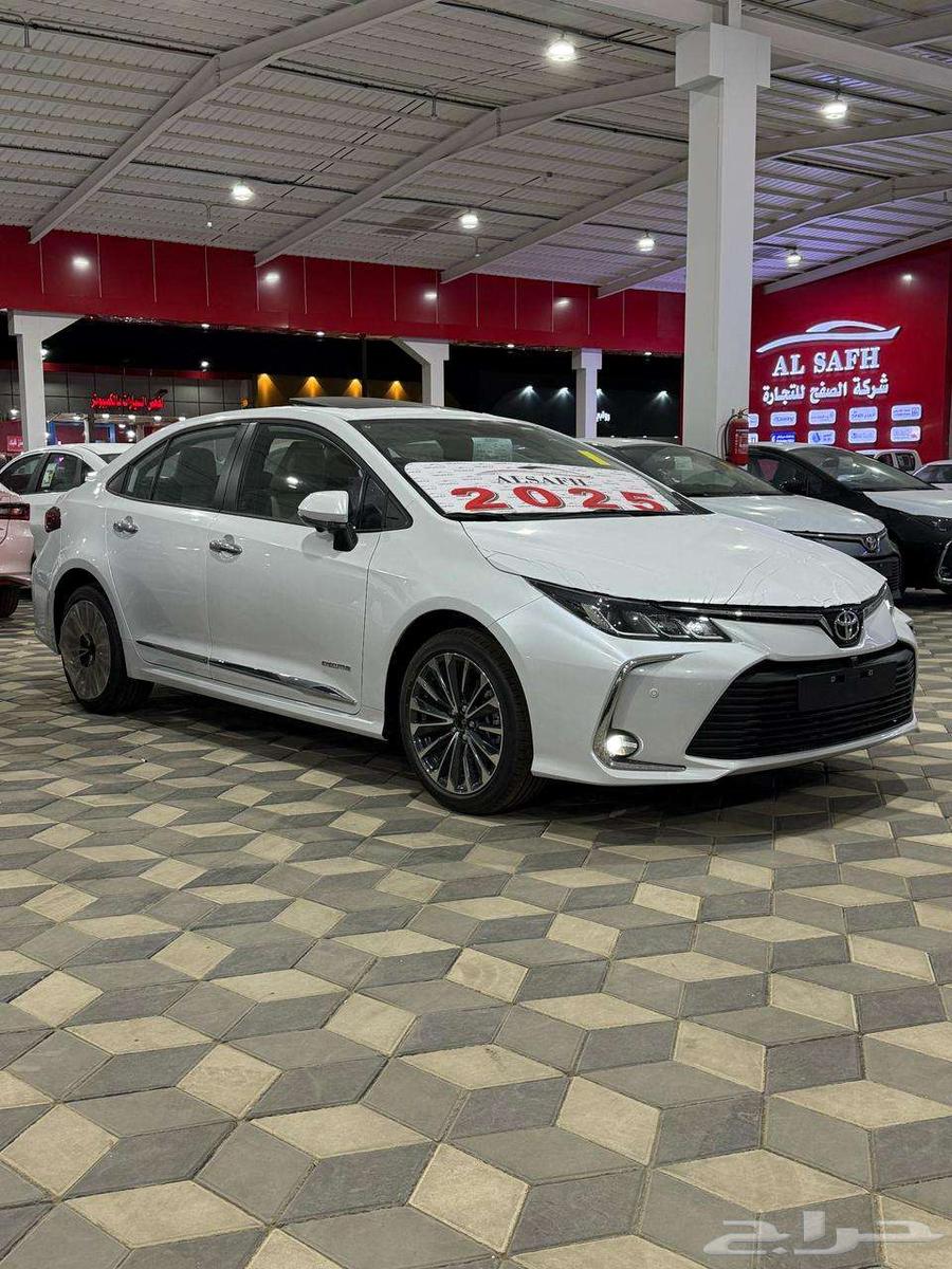 تويوتا كورولا XLI مكينه 2.0 نص فل فتحه موديل 2025 الاقل سعرآ63172724994051112