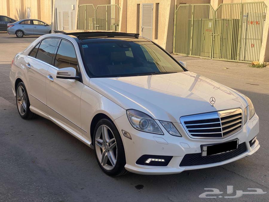 2011 Mercedes E550 Panorama V8 in very excellent condition, rare63172731946881118