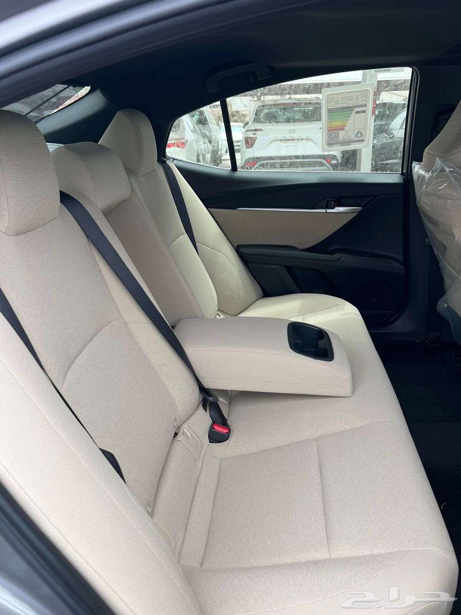 Toyota Camry LE Gasoline 2025 Cash and Financing (Light Brown)63172262782849114