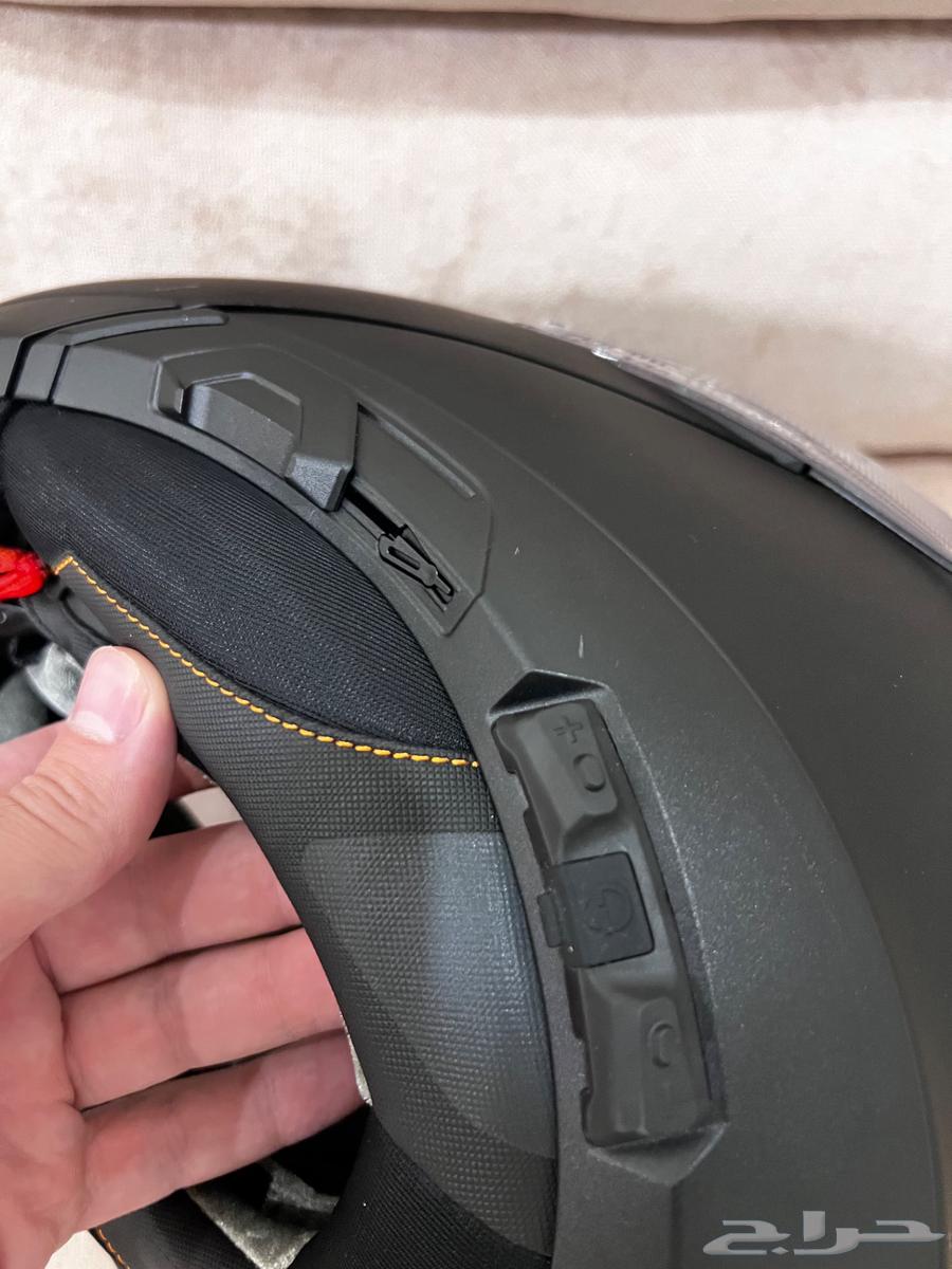 هيلمت نوع schuberth ( المانيه ) جديده مع سينا63172269130881114
