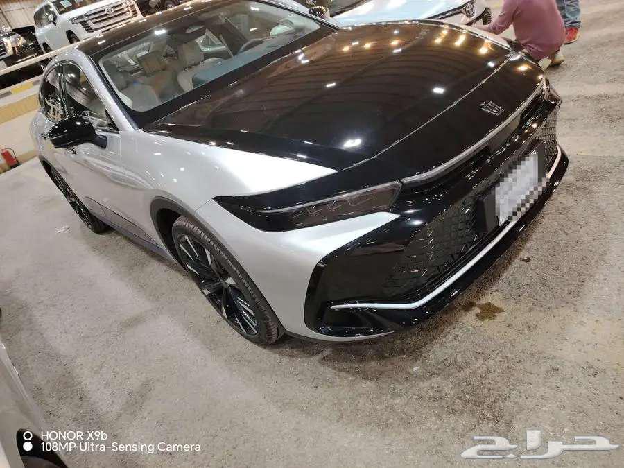 Toyota Crown Majesta 4WD 2023 model63171336955265112