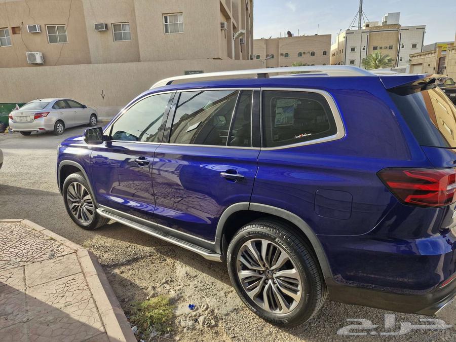 للبيع سيارة MG RX8  
المالك الأول  
فقط 33000 ميل63172272829186111