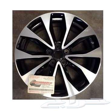 We provide Maxima 19-inch rims.63168071610881111