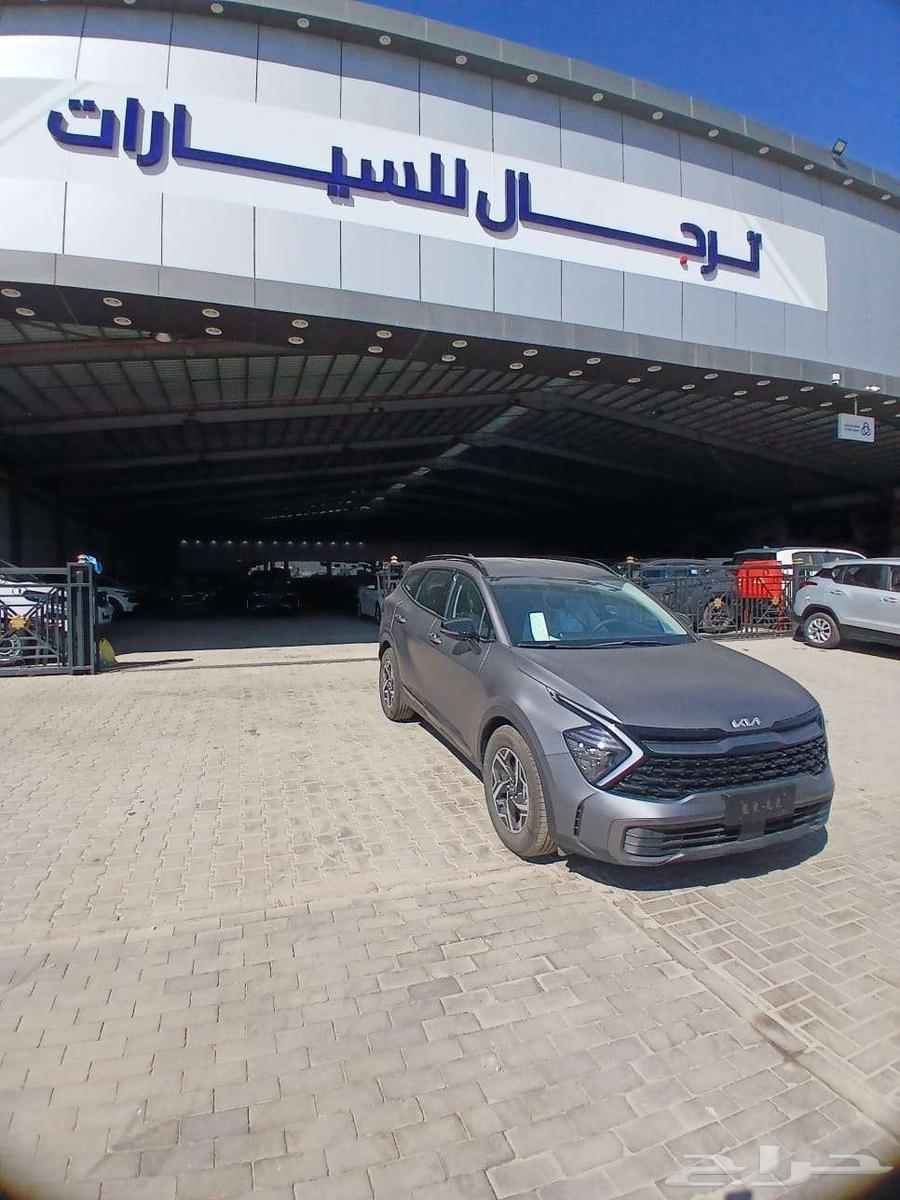 The strongest offer for the Sportage large standard with a 2000 engine, model 202563171367749762114