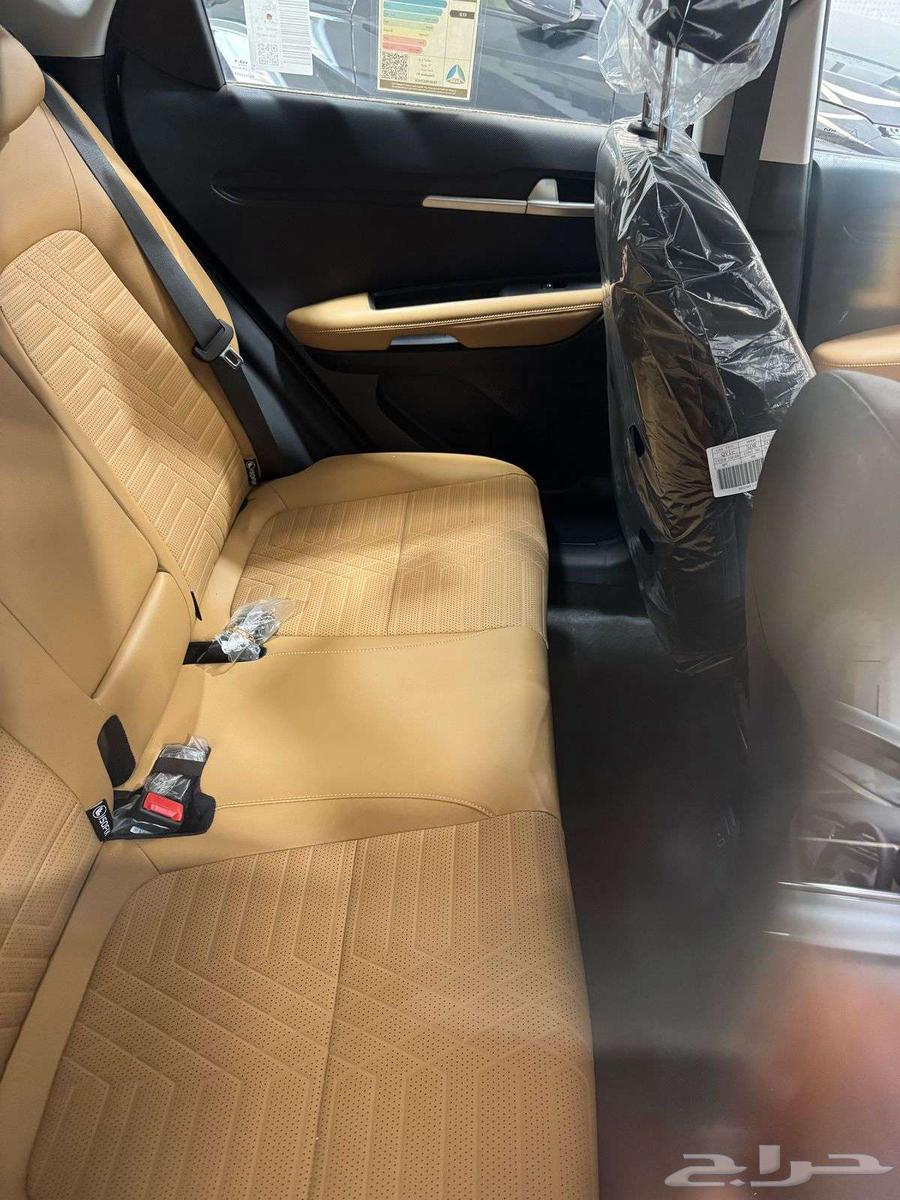 Kia Sonet 2024, white with black roof63169957920515113