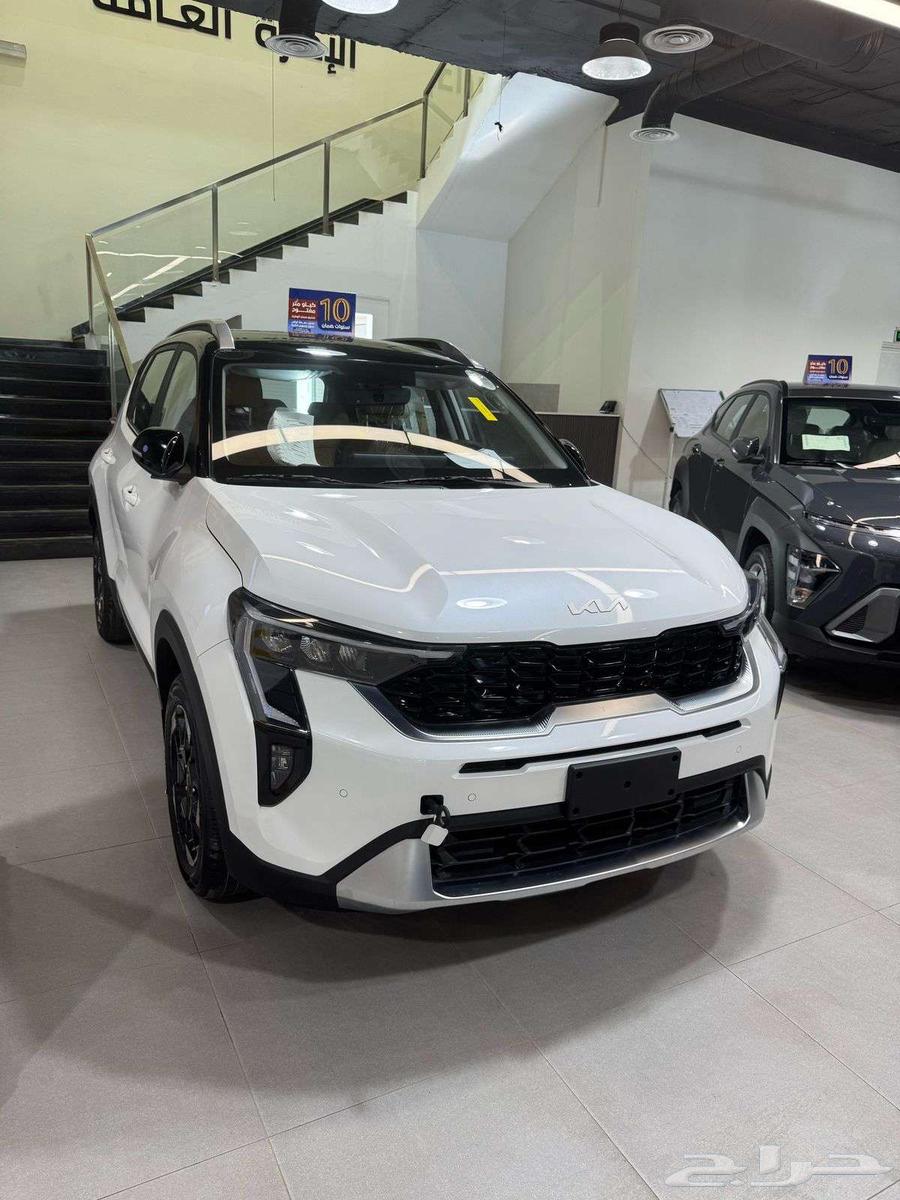 Kia Sonet 2024, white with black roof63169957920515111