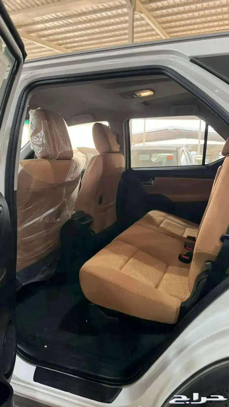 تويوتا قورتشنر GX2 دبل بنزين 202563170436457603112