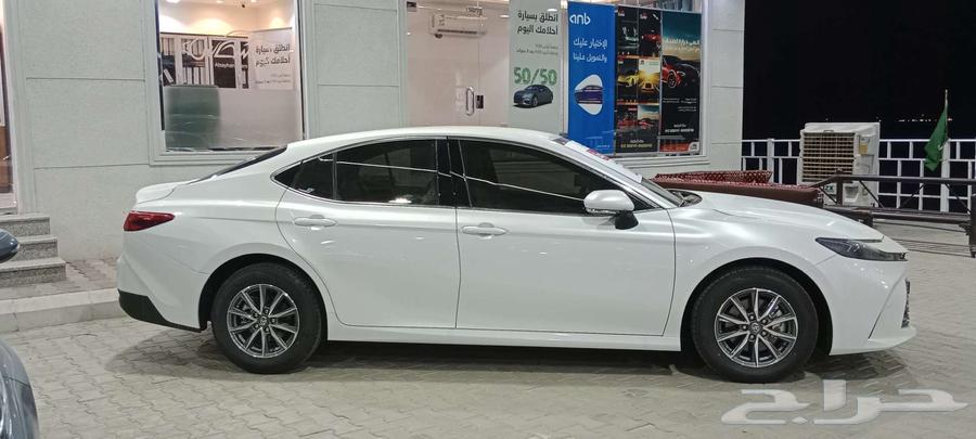 Toyota Camry E gasoline 2025 Saudi white 11250063169494084994114