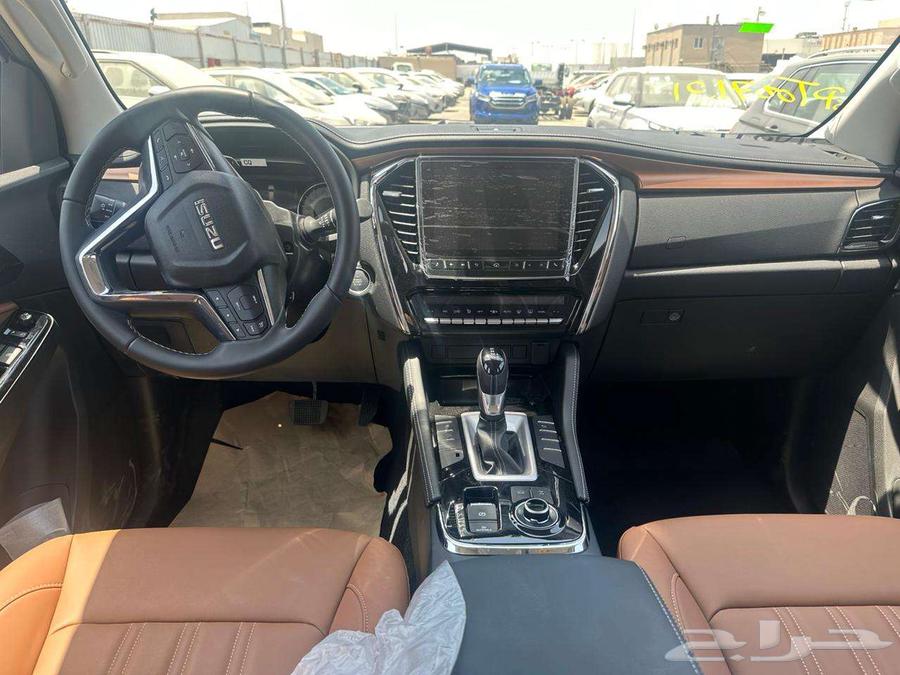 Isuzu MU-X Full Option 2024 Model63169957567874111