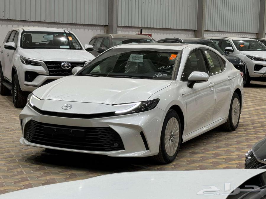 Toyota Camry 2025 E-PLUS Hybrid Cash and Installments63169957932418113