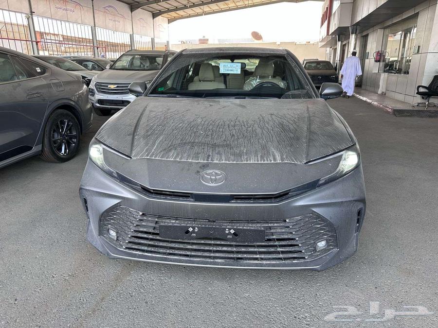 كامري E بنزين 2025 كاش واقساط63169493602946112