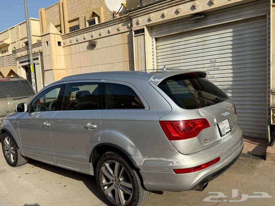 Audi Q7 201063167630345730112