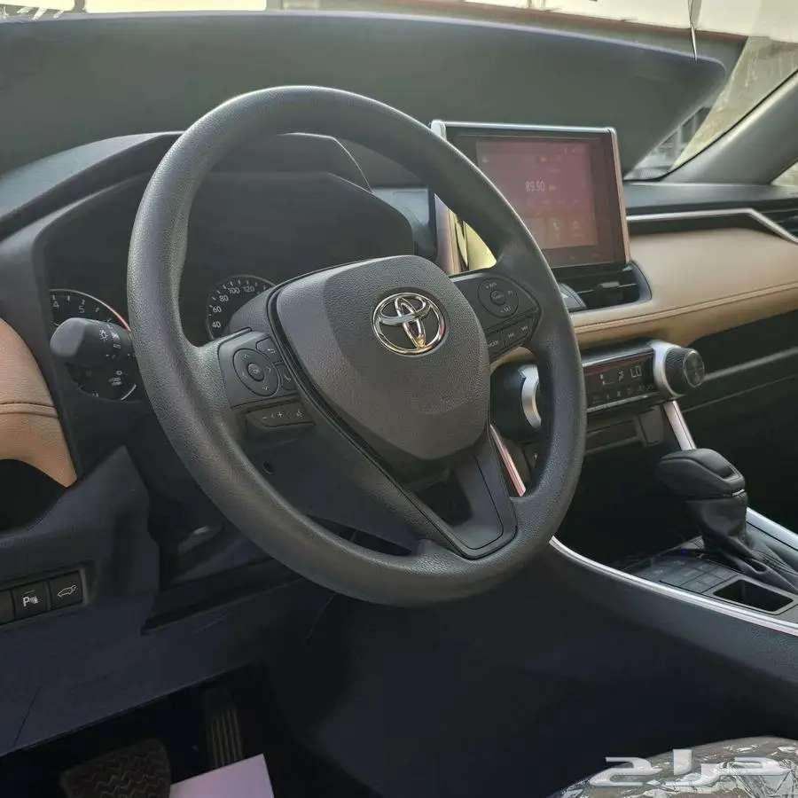 تويوتا راف فور XLE نص فل بنزين موديل 2025 الاقل سعرآ63010407286915114