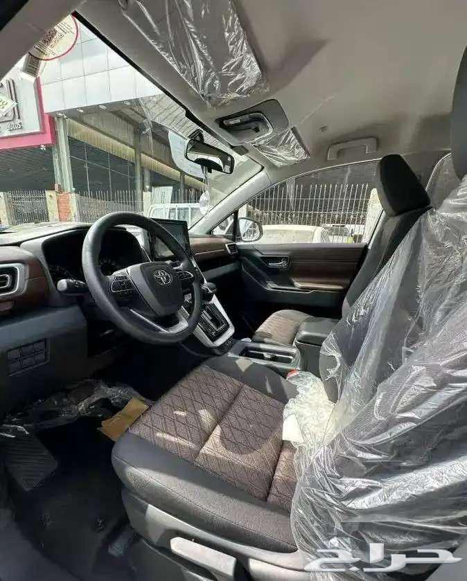 تويوتا اينوفا بنزين 202463168571365635113