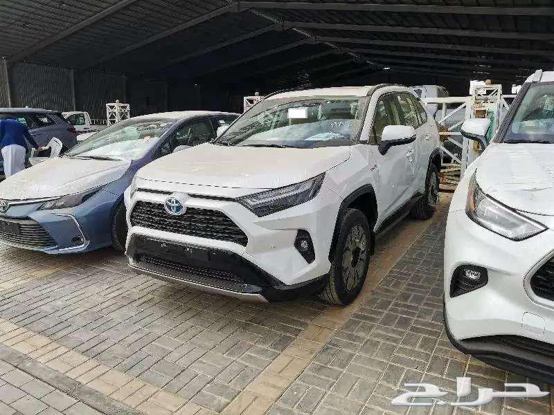 2025 Toyota RAV4 LE Hybrid, lowest price in the market63167647840386112