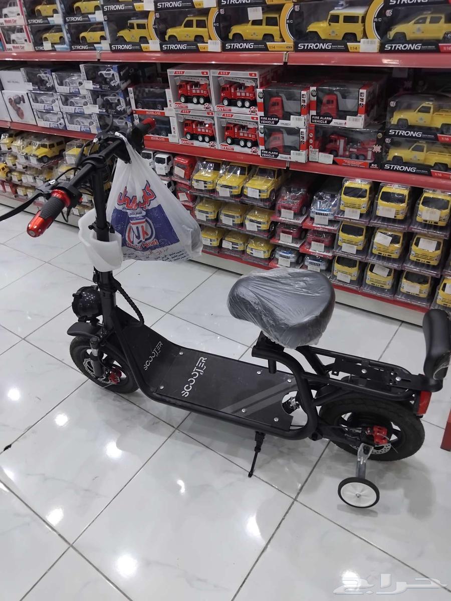 Electric scooter63104930590723111