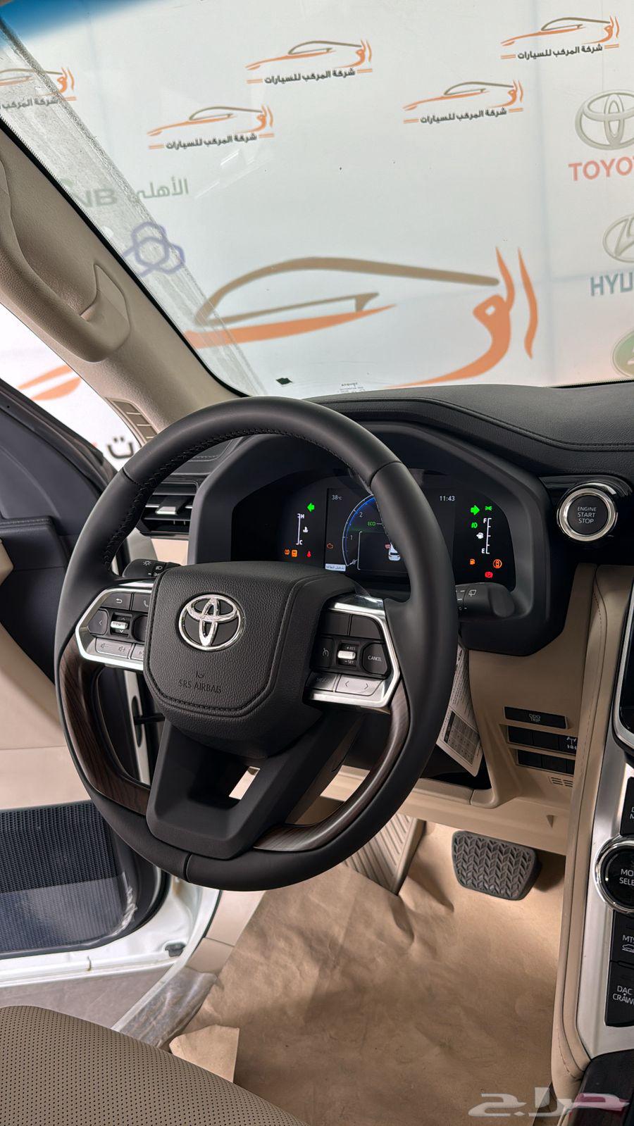 Toyota Land Cruiser GX RL4, full option premium with four cameras, 2025 - 332,00063203199460610113