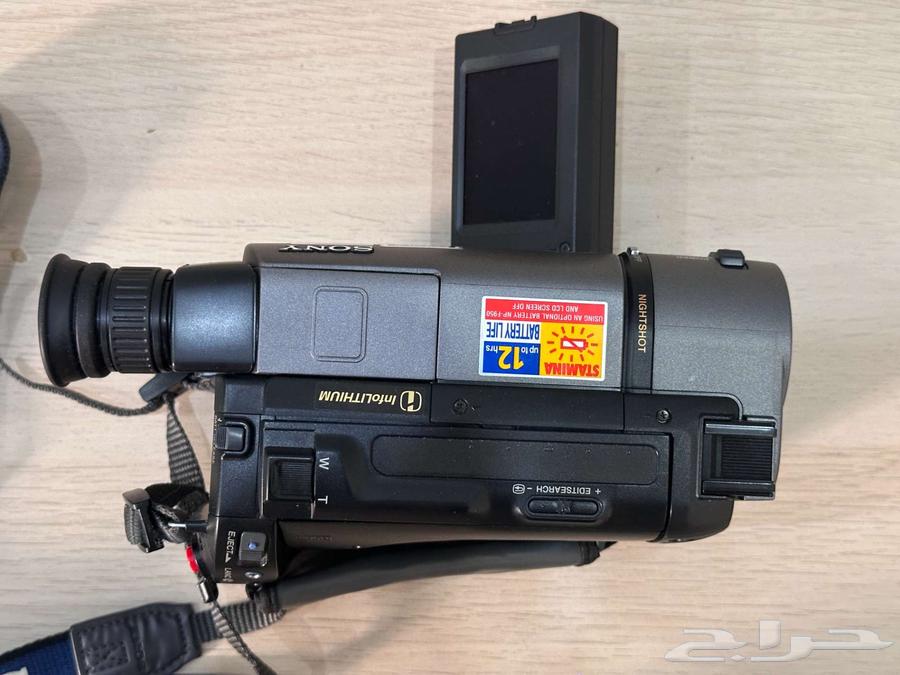 كاميرا سوني ديجيتال ايت Sony Handycam Video8 (تم البيع)63011345543169112