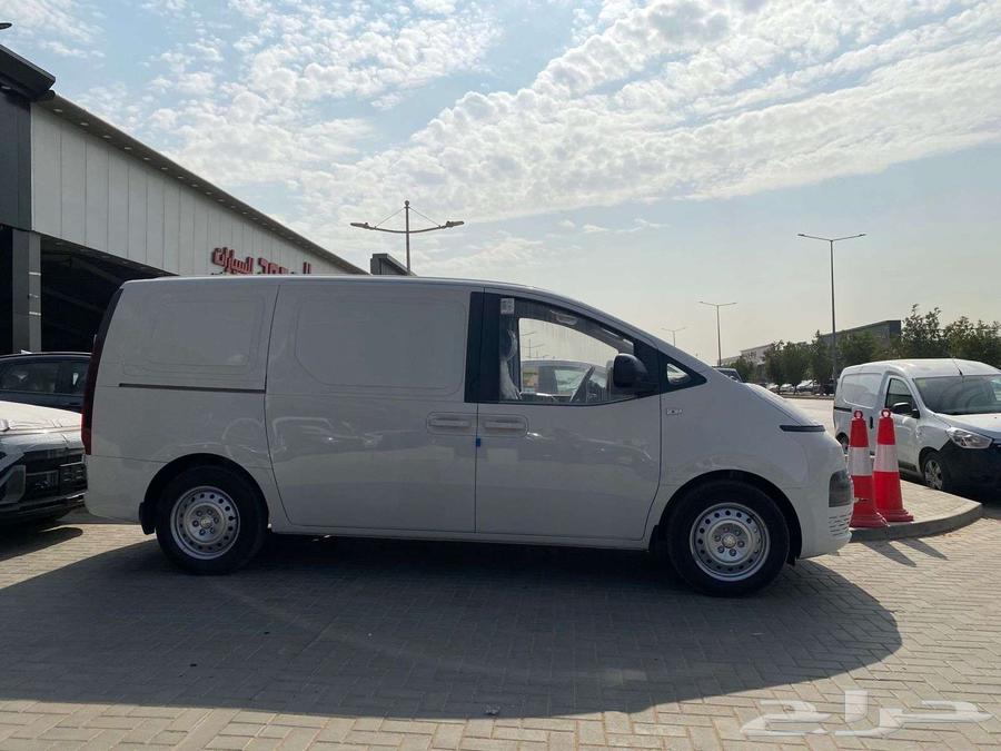 Hyundai Staria diesel cargo 2025 cash or installment63162961728642112