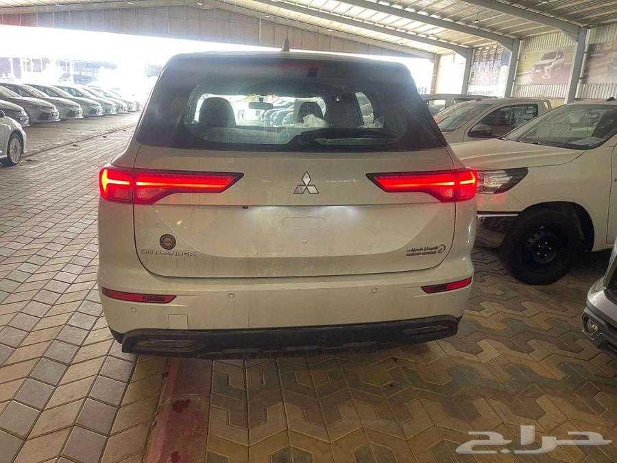 Mitsubishi Outlander Standard 2024 Saudi, special offer 96,500 cash63165254601986114