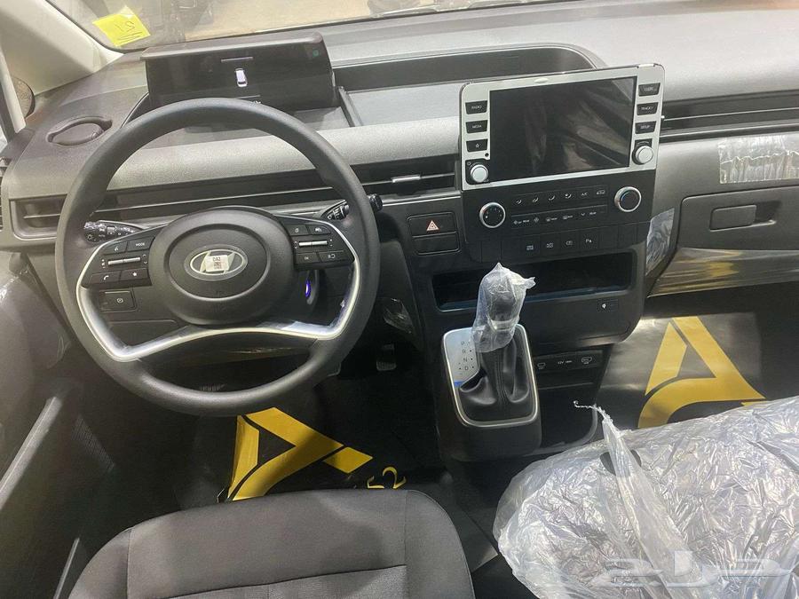 Hyundai Staria 9-seater 2025 diesel63165262508802114