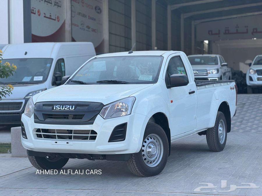 Isuzu D-Max Double Cab 2025 with cash and installment options63165755631491113
