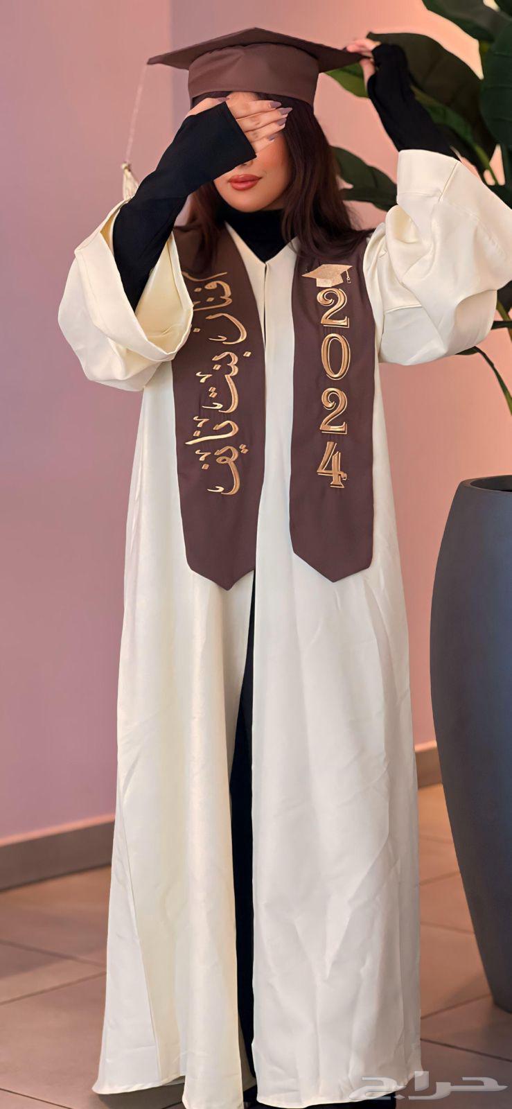 Graduation robes at a reasonable price and discounts for quantities63101923759234114