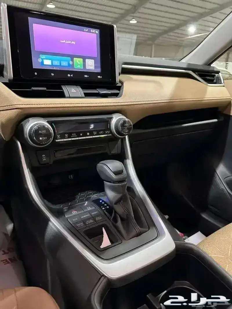 Toyota RAV4 XLE 202563160638546179113