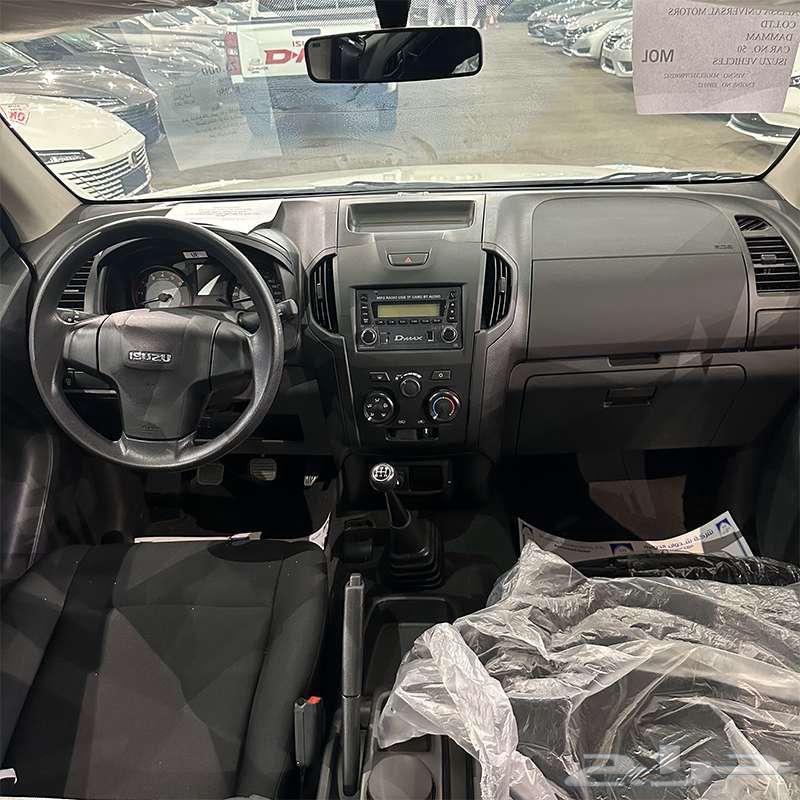 Izuzu truck standard 202563160190390146111